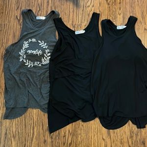 Latched Mama breastfeeding top tank lot of 3 size medium